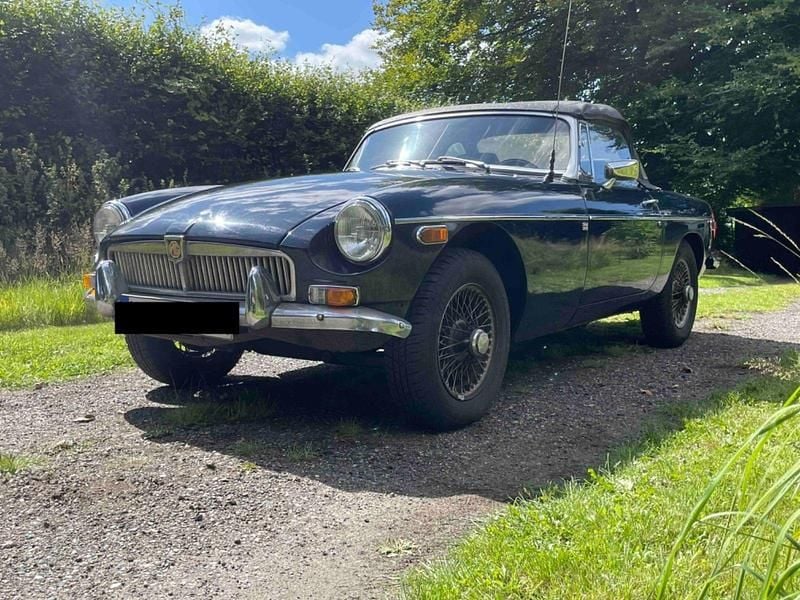 Blau Gebraucht 1980 MG B Cabrio | 6.500 € - Bild 1/4