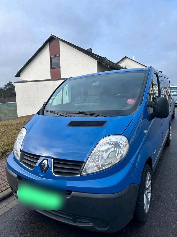 Gebraucht Renault Trafic 114 PS (83 kW) 2007 Blau Van / Kleinbus