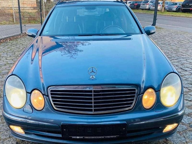Gebraucht Mercedes 240 177 PS (130 kW) 2003 Blau Kombi