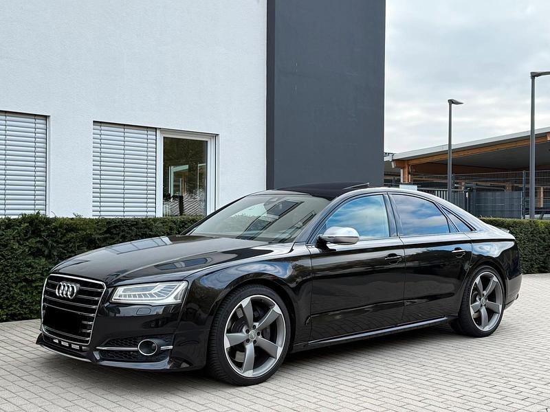 Schwarz Gebraucht 2015 Audi S8 Exclusive Limousine | 23.500 € (Superpreis) - Bild 1/4