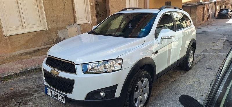 Weiß Gebraucht 2012 Chevrolet Captiva LT SUV | 8.000 € (Fairer Preis) - Bild 1/4