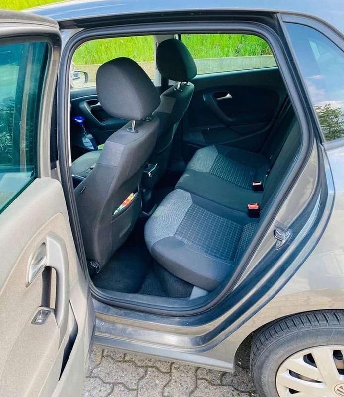 Gebraucht VW Polo Highline 90 PS (66 kW) 2016 Grau Limousine