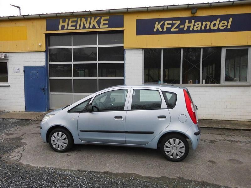 Gebraucht Mitsubishi Colt Invite 95 PS (69 kW) 2005 Blau Kleinwagen