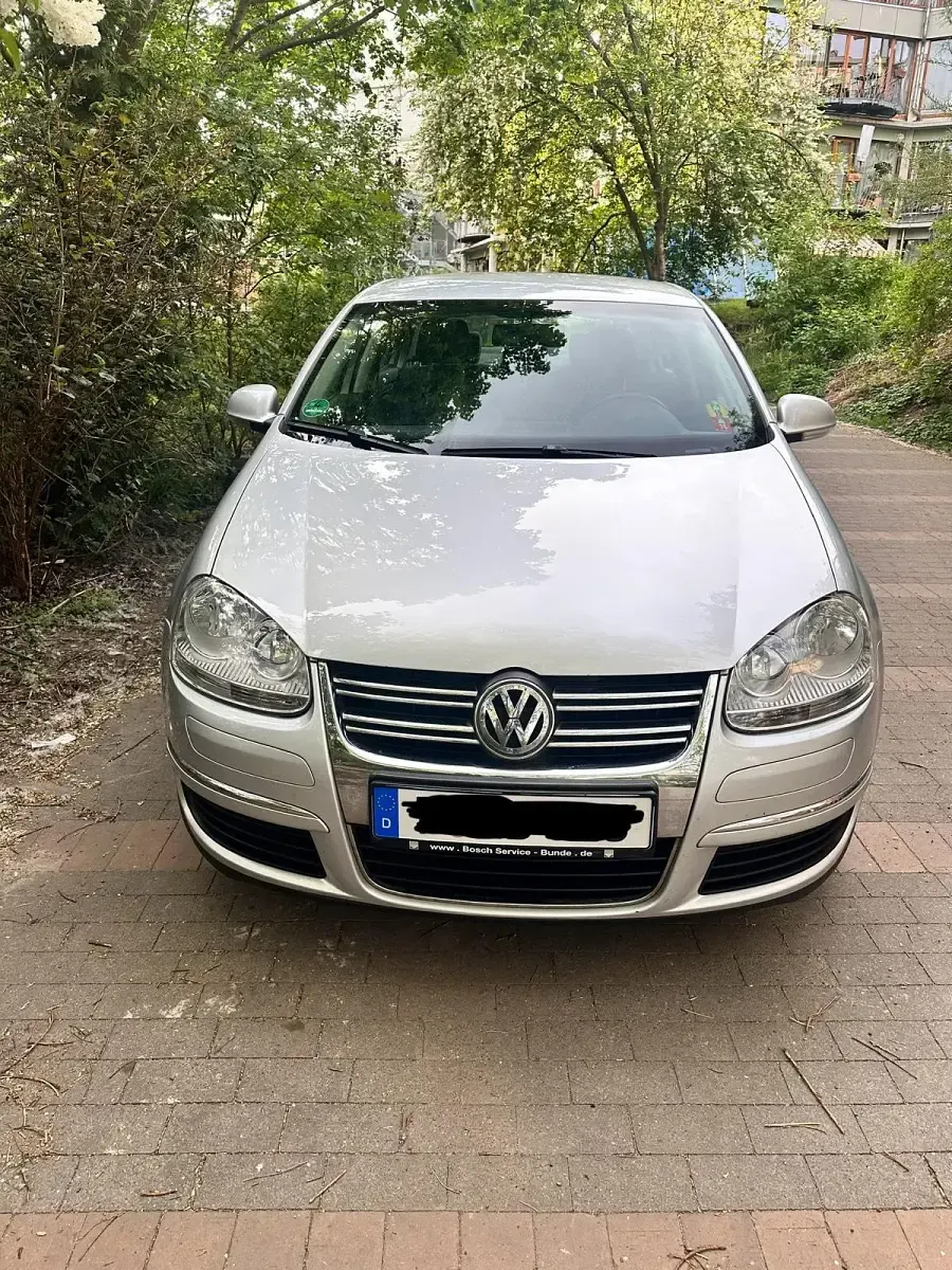 Gebraucht VW Jetta 109 PS (80 kW) 2007 Silber Limousine