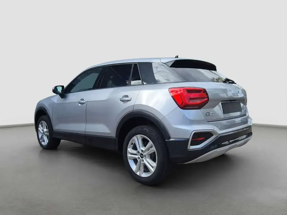 Gebraucht Audi Q2 Advanced Plus 150 PS (110 kW) 2026 Silber SUV