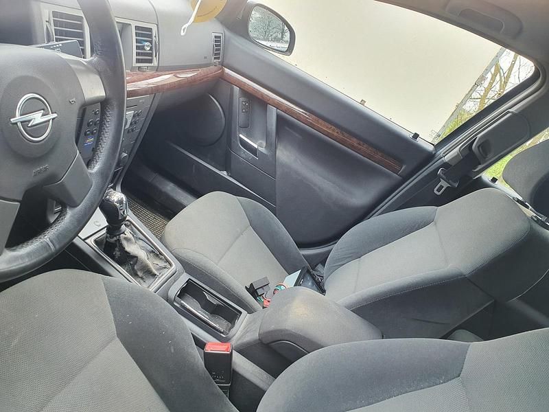 Gebraucht Opel Vectra 2005 Silber Kombi