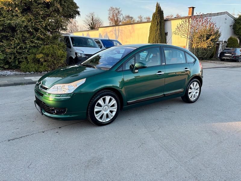 Gebraucht Citroën C4 136 PS (100 kW) 2005 Grün Limousine