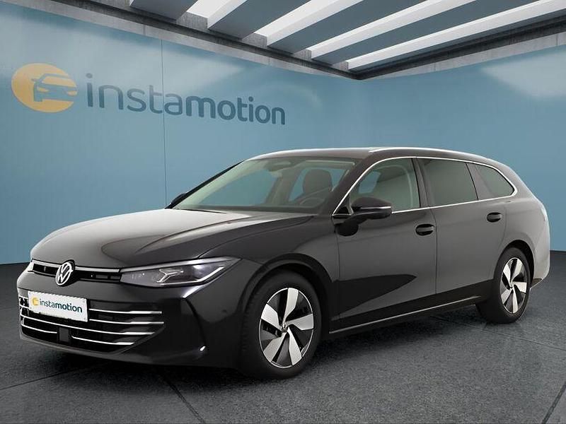 Gebraucht VW Passat 150 PS (110 kW) 2025 Schwarz Kombi
