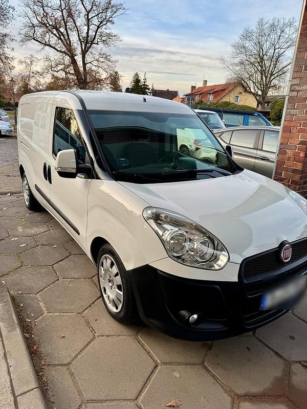 Gebraucht Fiat Doblò 101 PS (74 kW) 2015 Weiß Van / Kleinbus