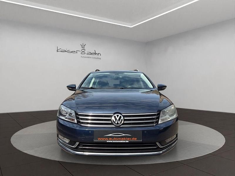 Gebraucht VW Passat Highline 170 PS (125 kW) 2011 Blau Kombi