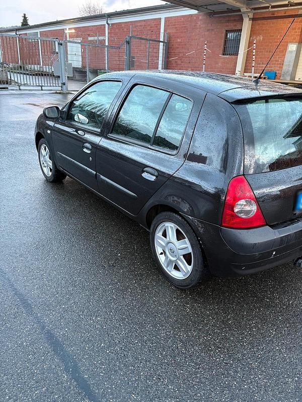 Gebraucht Renault Clio II 75 PS (55 kW) 2005 Schwarz Kleinwagen