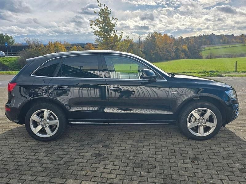 Gebraucht Audi Q5 S-Line 163 PS (119 kW) 2017 Schwarz SUV