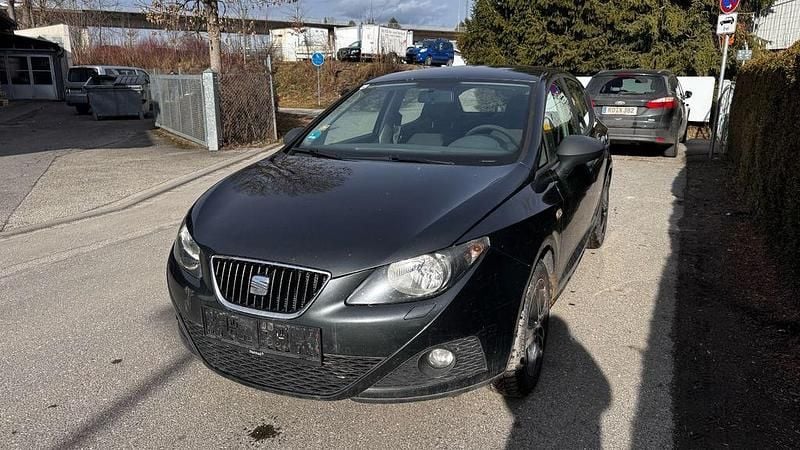 Usata Seat Ibiza Reference 90 CV (66 kW) 2010 Nero Berlina