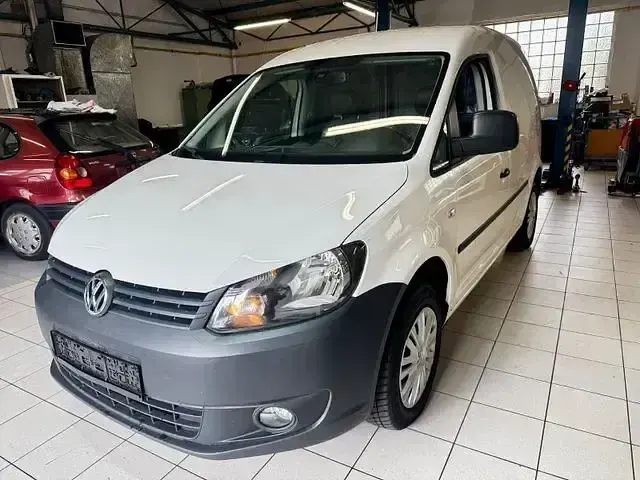 Second-hand VW Caddy 102 CP (75 kW) 2014 Alb Monovolum