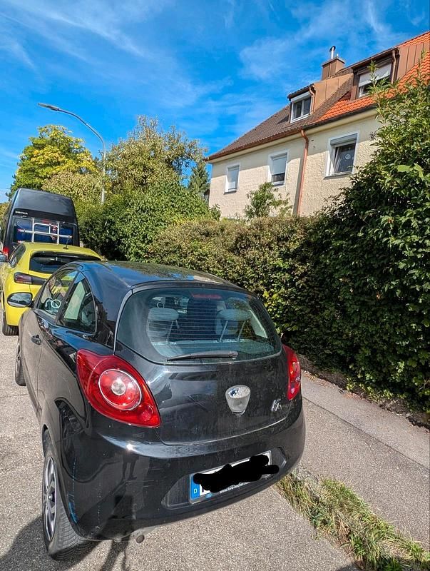 Schwarz Gebraucht 2011 Ford Ka Kleinwagen | 2.100 € (Guter Preis) - Bild 1/4