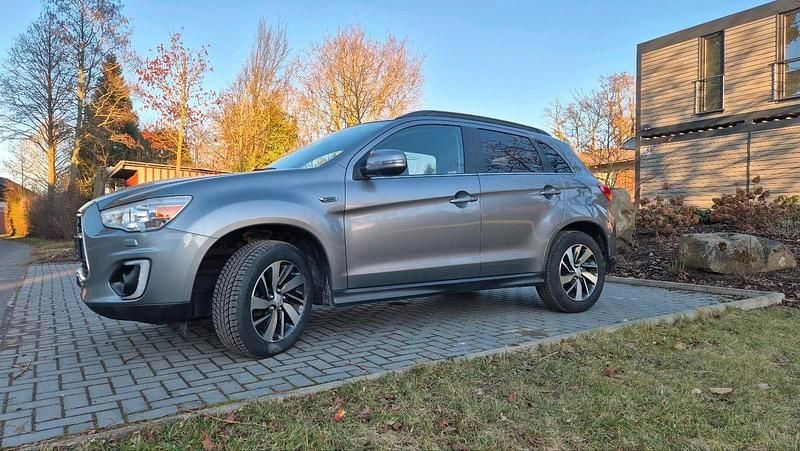 Gebraucht Mitsubishi ASX 150 PS (110 kW) 2014 Grau SUV