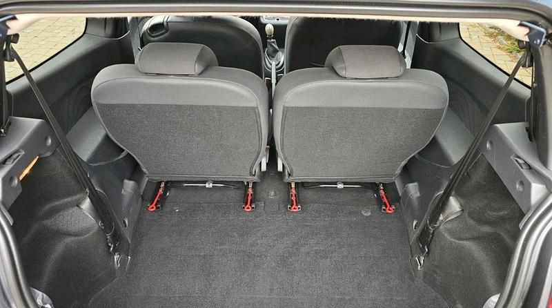 Gebraucht Renault Twingo 75 PS (55 kW) 2010 Andere farben Kleinwagen