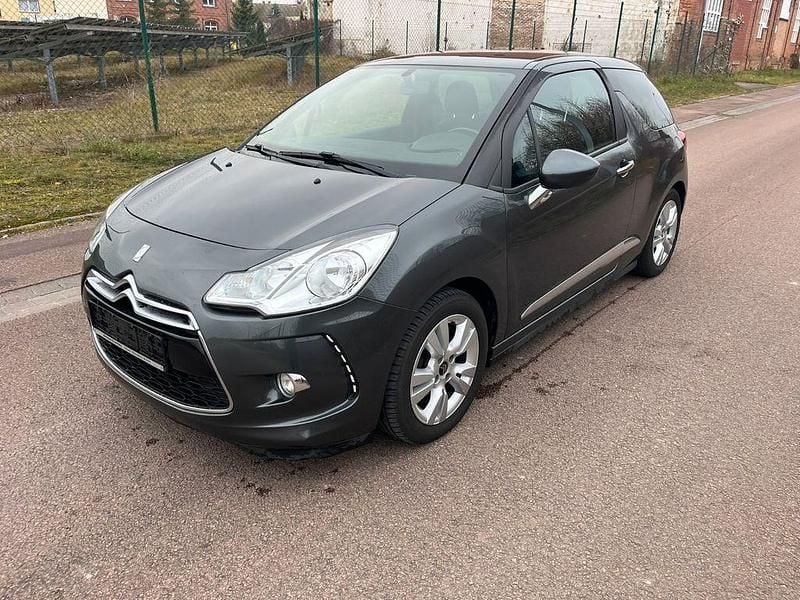 Grau Gebraucht 2014 Citroën DS3 So Chic Kleinwagen | 3.300 € (Superpreis) - Bild 1/4