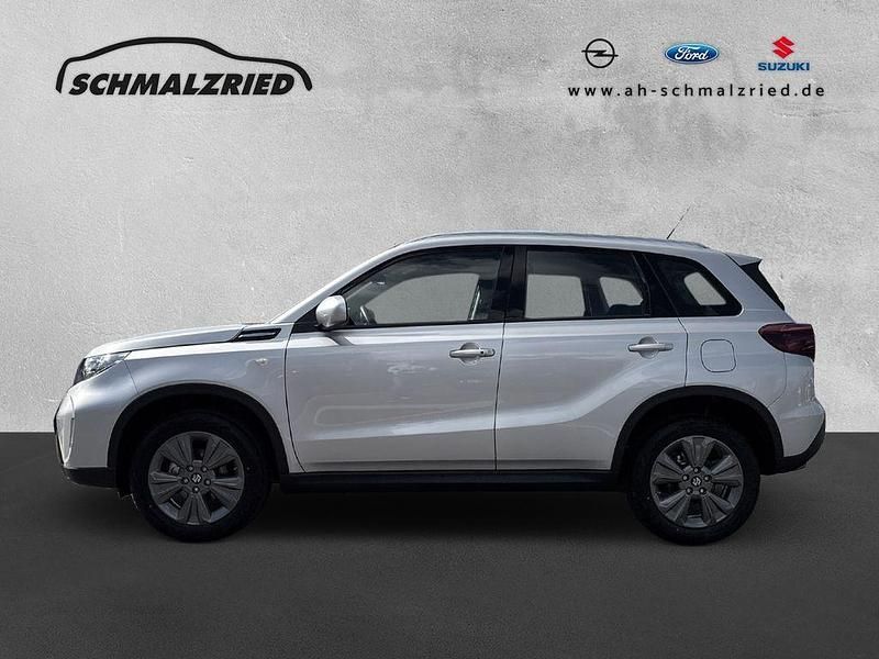 Neu Suzuki Vitara Club 129 PS (94 kW) 2025 Silber SUV