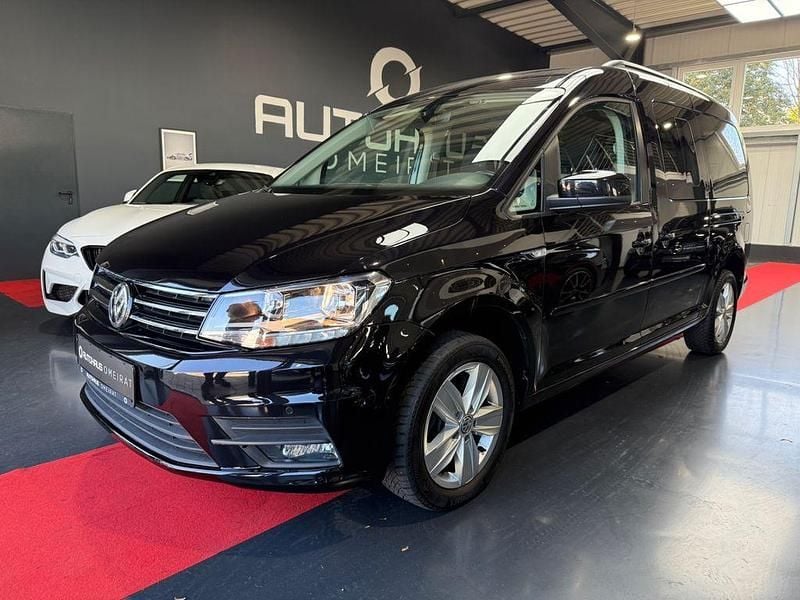 Schwarz Gebraucht 2020 VW Caddy Maxi Comfortline Van / Kleinbus | 22.900 € (Guter Preis) - Bild 1/3