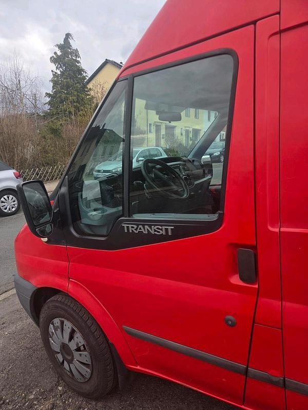 Gebraucht Ford Transit 140 PS (102 kW) 2012 Rot Van / Kleinbus