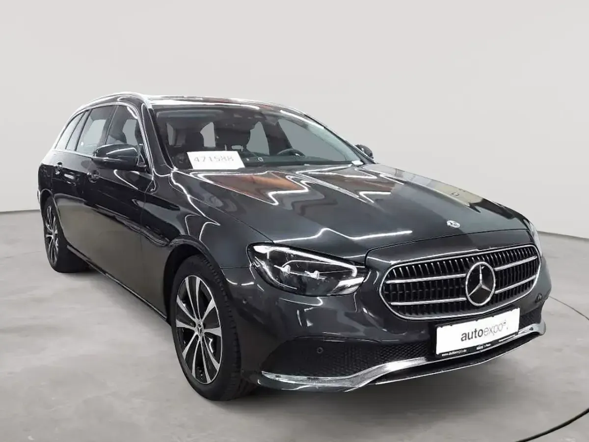 Gebraucht Mercedes E300 Avantgarde 211 PS (155 kW) 2022 Kombi