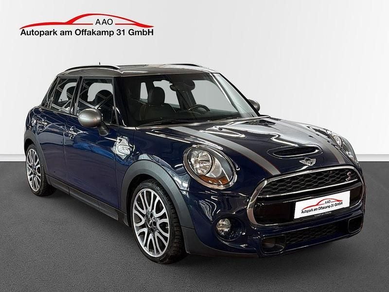Gebraucht Mini John Cooper Works Seven 170 PS (125 kW) 2018 Lapisluxury blue Kleinwagen