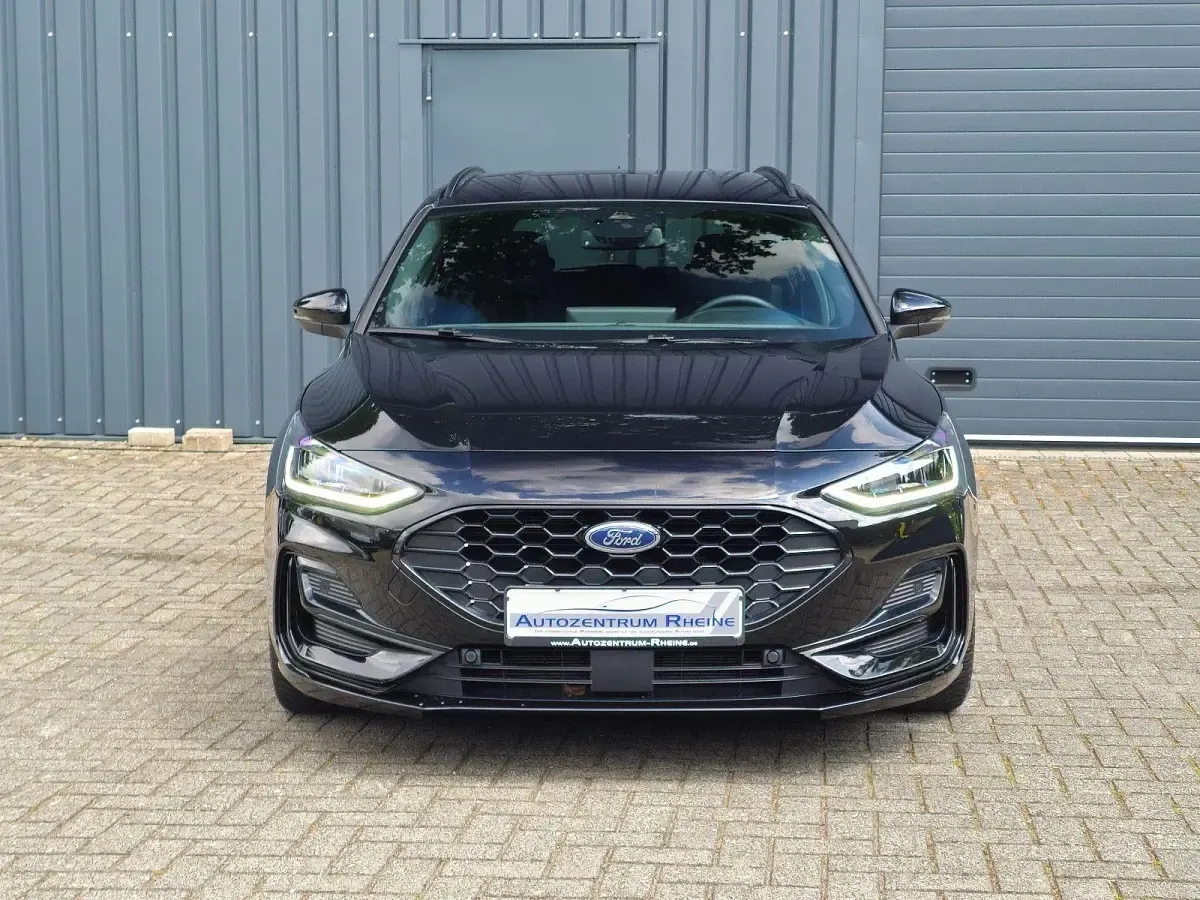 Gebraucht Ford Focus ST-Line 116 PS (85 kW) 2025 Schwarz Kombi