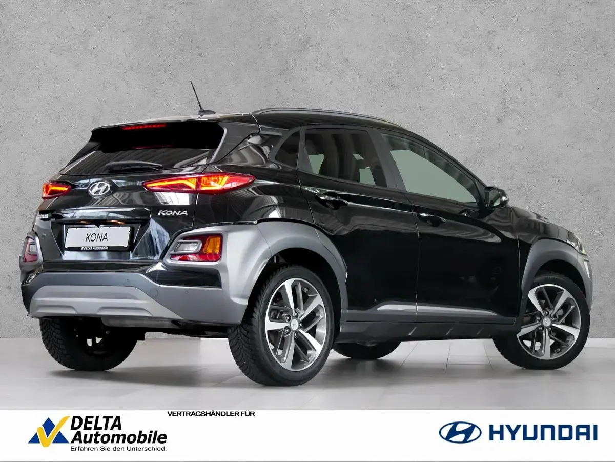 Gebraucht Hyundai Kona Style 120 PS (88 kW) 2019 Phantom black / mic SUV