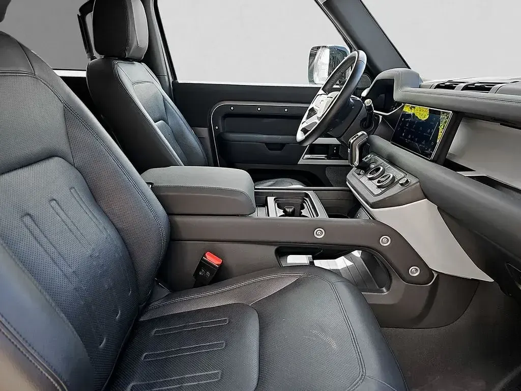 Gebraucht Land Rover Defender S 200 PS (147 kW) 2021 Grau SUV