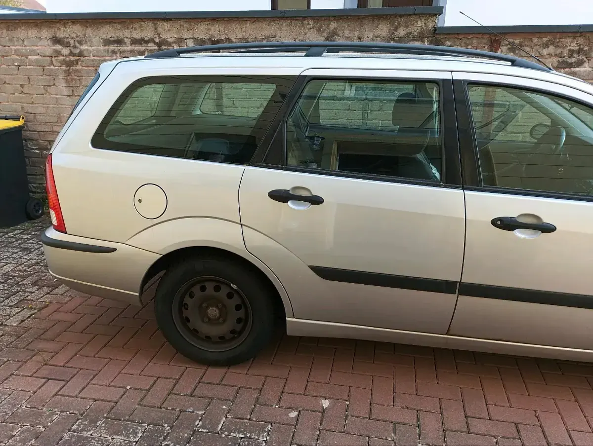 Gebraucht Ford Focus 115 PS (84 kW) 2004 Kombi