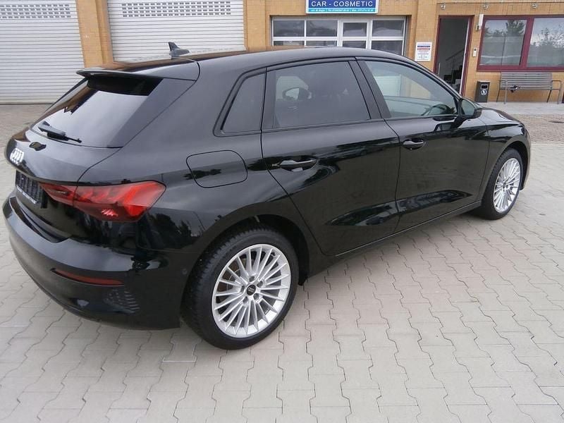 Gebraucht Audi A3 Sportback Advanced 150 PS (110 kW) 2023 Schwarz Kleinwagen