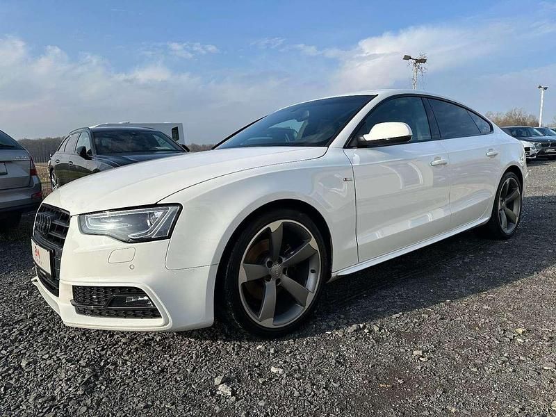 Weiß Gebraucht 2016 Audi A5 S-Line Coupé | 14.850 € (Fairer Preis) - Bild 1/4
