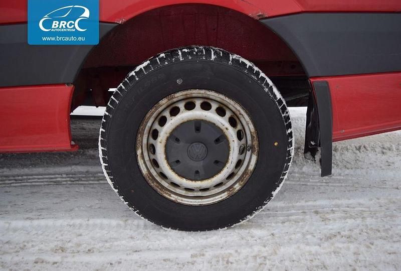 Gebraucht VW Crafter 136 PS (100 kW) 2016 Rot Van