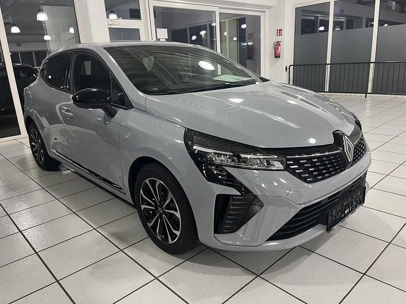 Rafalegraumetallic Neu 2025 Renault Clio V Komfort Limousine | 19.990 € (Fairer Preis) - Bild 1/4