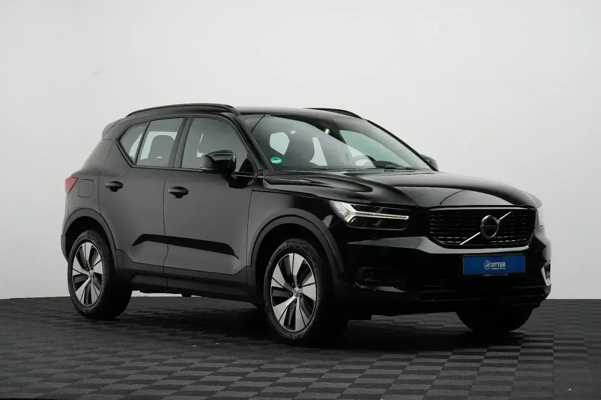 Gebraucht Volvo XC40 R-Design 129 PS (94 kW) 2021 Schwarz SUV