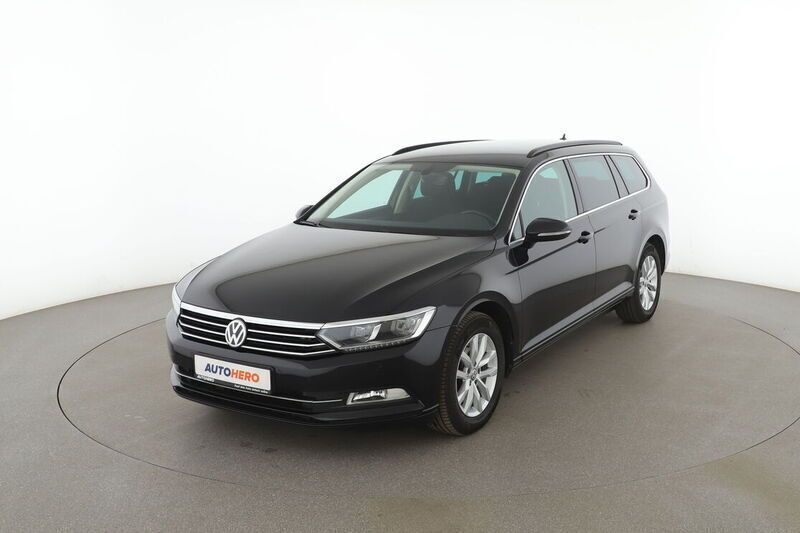Schwarz Gebraucht 2016 VW Passat Comfortline Kombi | 18.820 € (Fairer Preis) - Bild 1/4