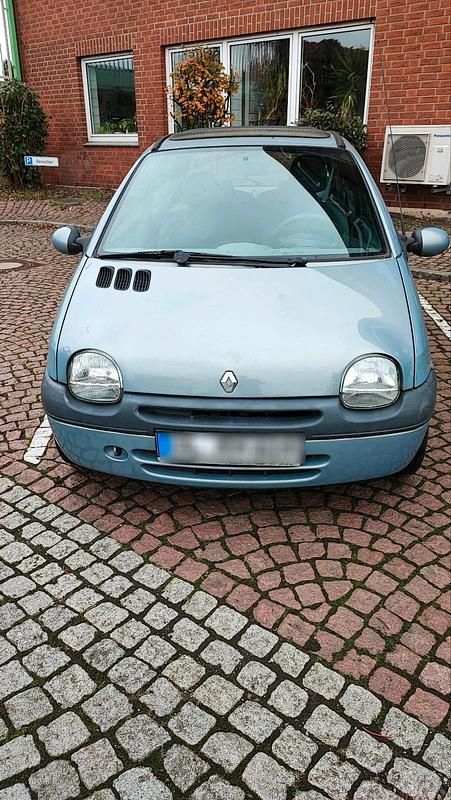 Grau Gebraucht 2004 Renault Twingo Kleinwagen | 600 € (Guter Preis) - Bild 1/4