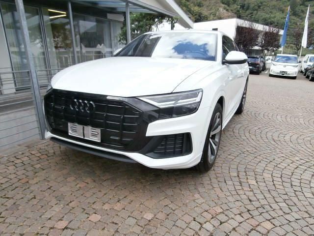 Gebraucht Audi Q8 S-Line 231 PS (169 kW) 2021 Weiß SUV