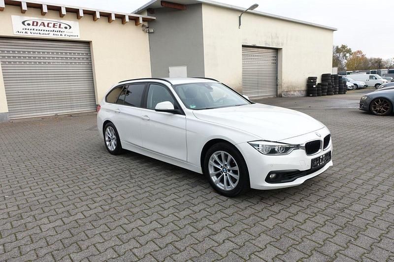 Gebraucht BMW 330 Advantage 258 PS (189 kW) 2016 Weiß Kombi