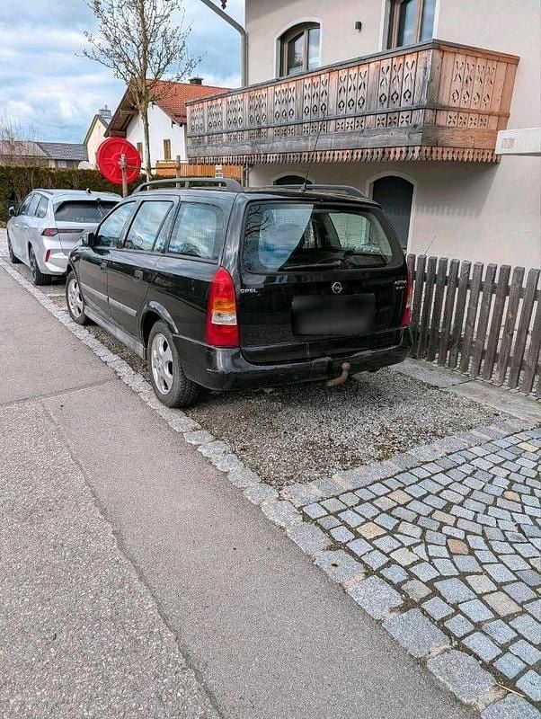 Gebraucht Opel Astra 101 PS (74 kW) 1999 Schwarz Kombi
