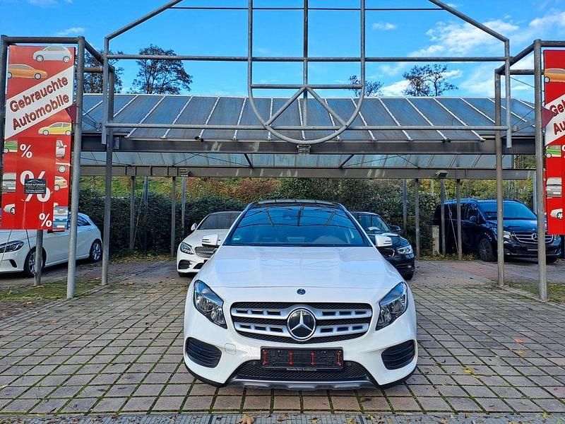 Gebraucht Mercedes GLA220 AMG line 170 PS (125 kW) 2018 Weiß SUV