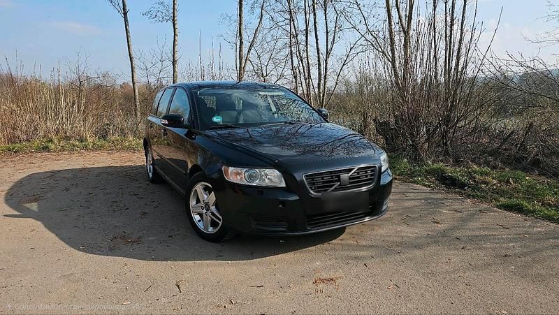 Gebraucht Volvo V50 109 PS (80 kW) 2009 Schwarz Kombi