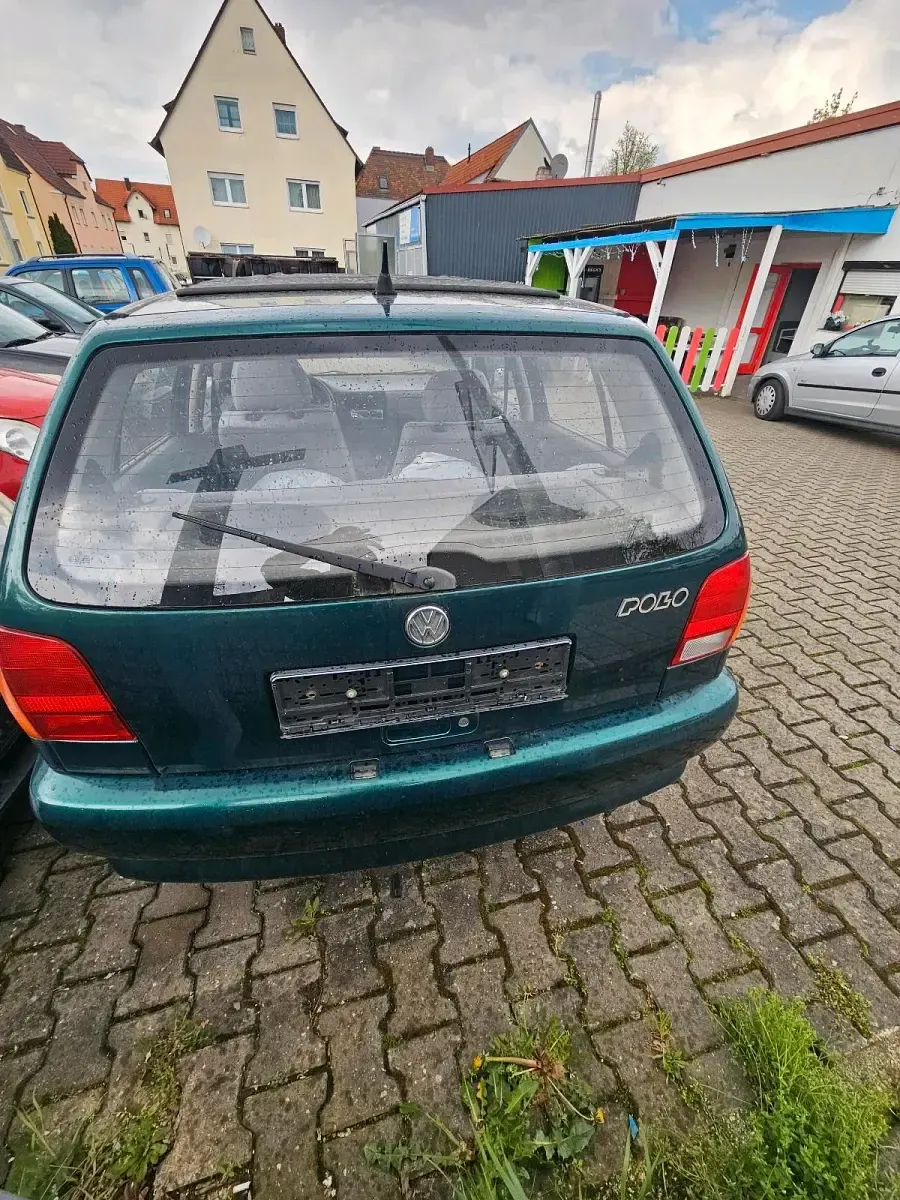 Gebraucht VW Polo 75 PS (55 kW) 1998 Grün Kleinwagen