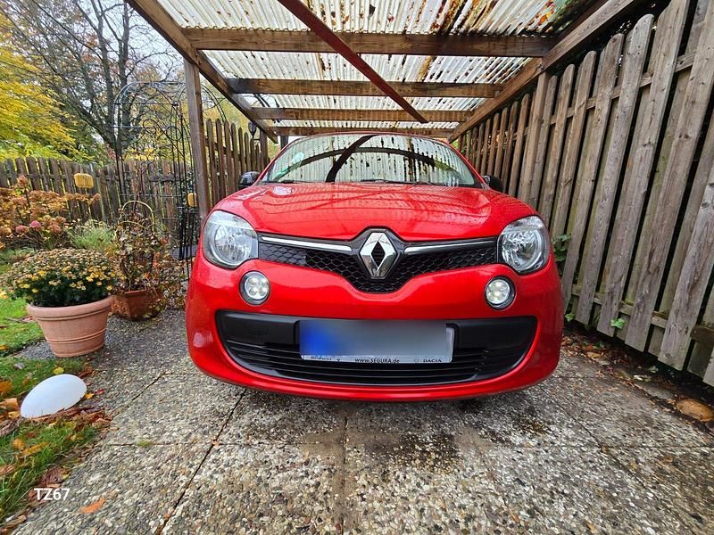 Rot Gebraucht 2018 Renault Twingo LIMITED Kleinwagen | 10.600 € (Etwas zu teuer) - Bild 1/4