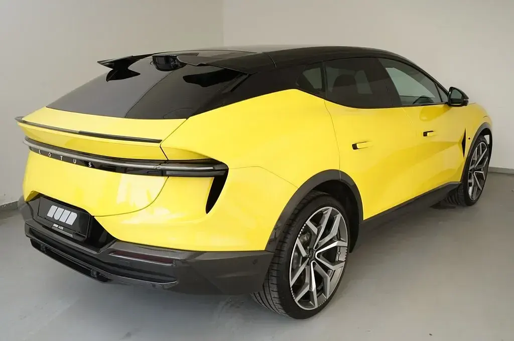 Brugt Lotus Eletre 675 kW (918 HK) 2026 Gul SUV