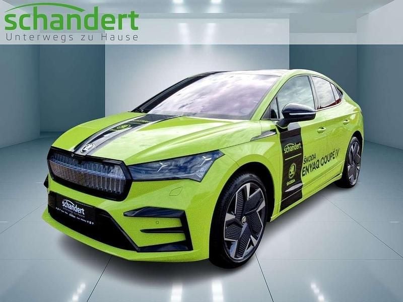 Mambagrün metallic Gebraucht 2023 Skoda Enyaq iV RS SUV | 42.750 € (Fairer Preis) - Bild 1/4