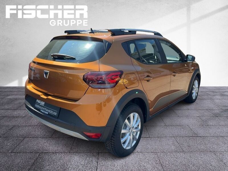 Gebraucht Dacia Sandero Comfort 91 PS (66 kW) 2021 Orange Kleinwagen