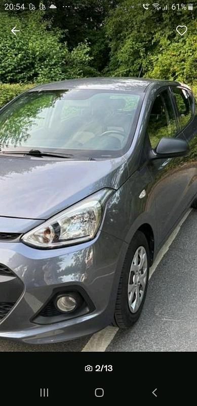 Grau Gebraucht 2017 Hyundai i10 Kleinwagen | 4.800 € (Superpreis) - Bild 1/4
