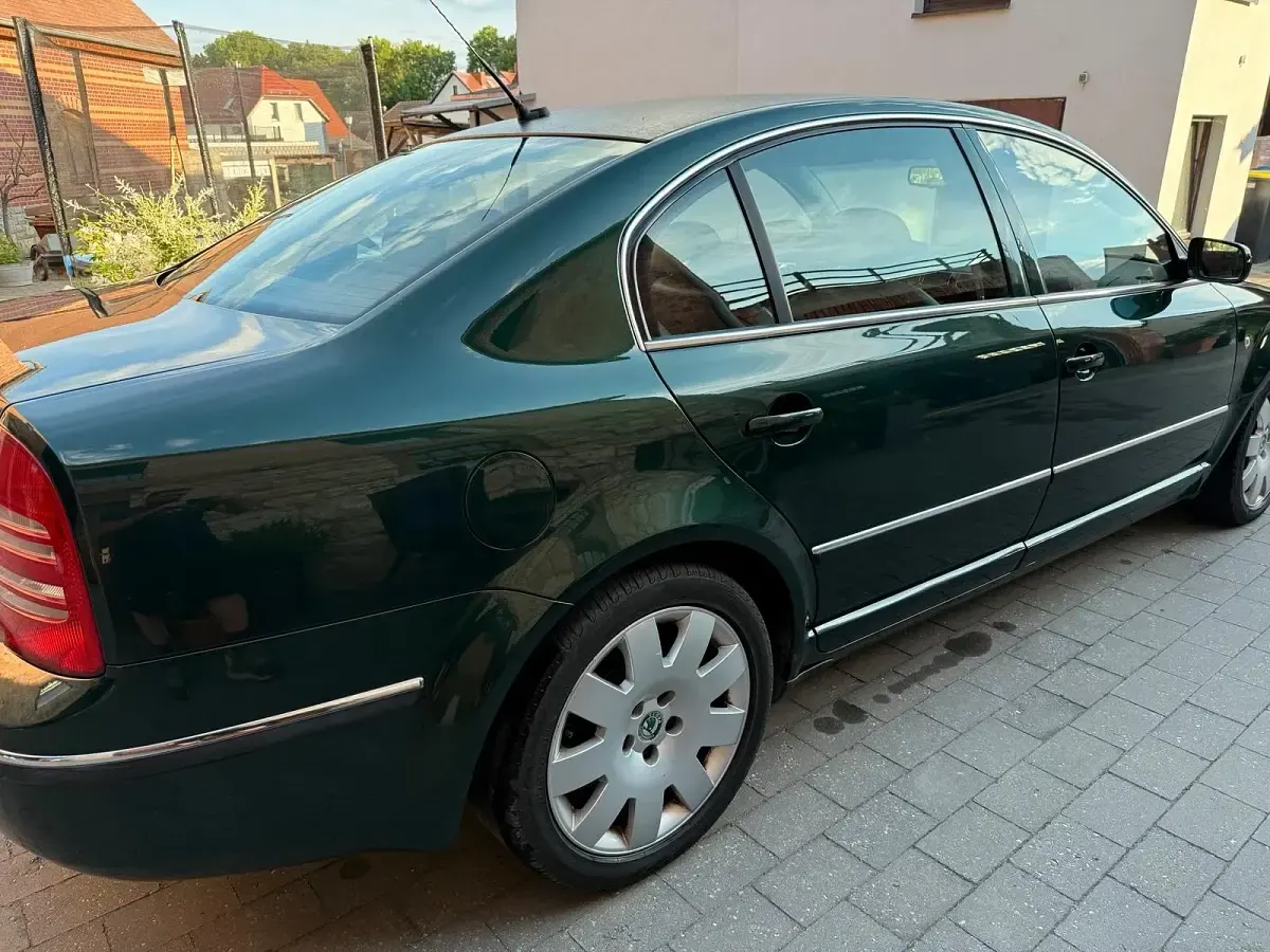 Gebraucht Skoda Superb 150 PS (110 kW) 2003 Grün Limousine